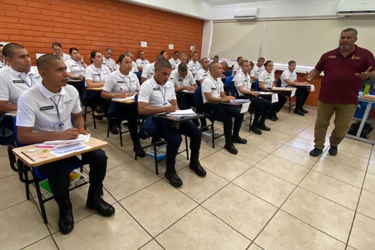 Sinaloa lidera la formación de policías preventivos en México, según el Inegi