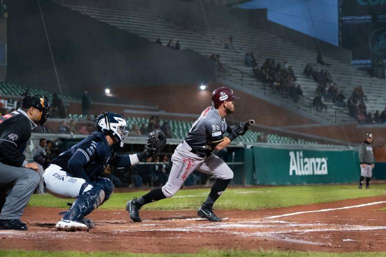 Tomateros de Culiacán cede serie ante Sultanes