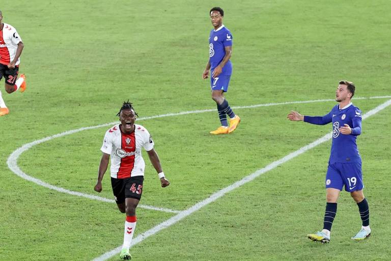 Chelsea sufre fiasco ante el Southampton, que los derrota