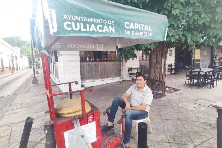 Boleros de la Plazuela Obregón son desplazados por la FIL en Culiacán