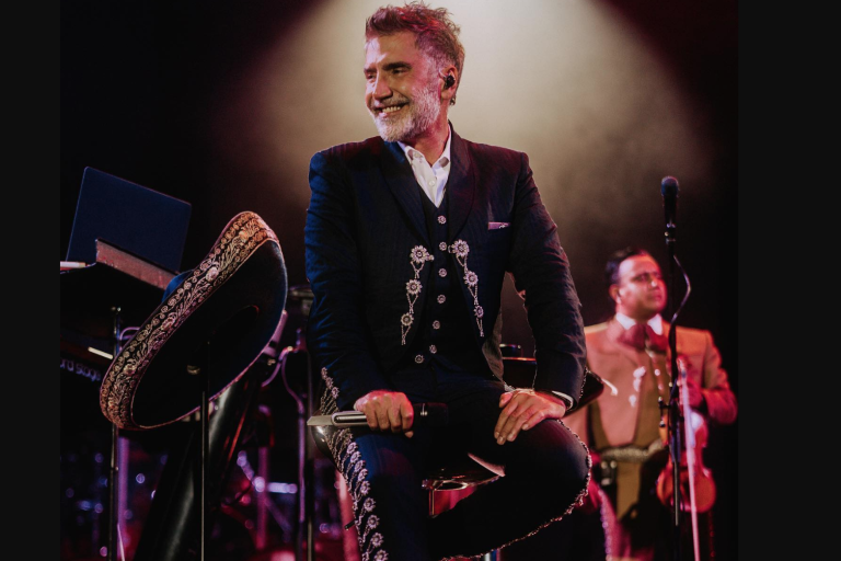 Prepara Alejandro Fernández nuevo disco