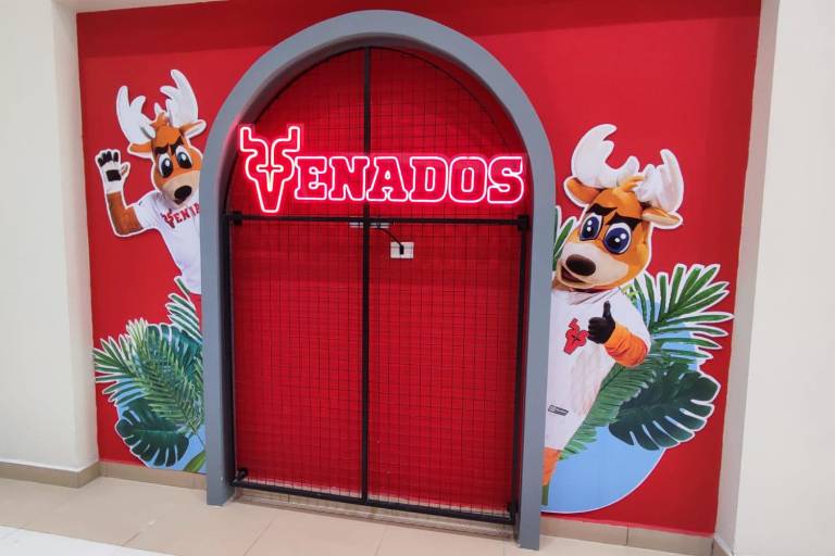 Venados de Mazatlán inaugura su Paseo de la Fama en Plaza Acaya