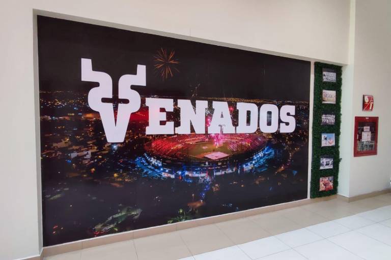 Venados de Mazatlán inaugura su Paseo de la Fama en Plaza Acaya