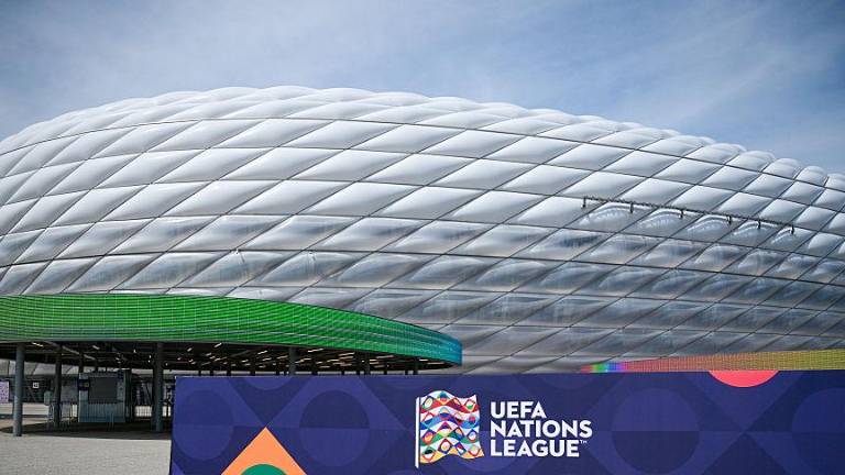 La final de la Nations League se vio empañada por la muerte de un aficionado.