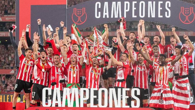 El Athletic se corona en la Copa después de 40 años.