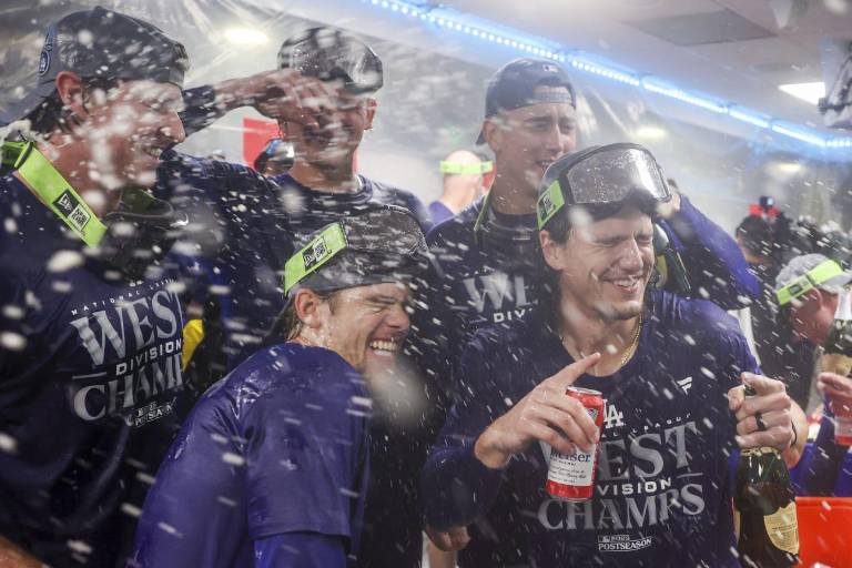Dodgers amarran título del Oeste de la Liga Nacional