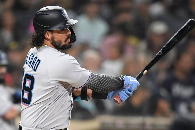 Jorge Alfaro regresa a los Marlins con un pacto de liga menor