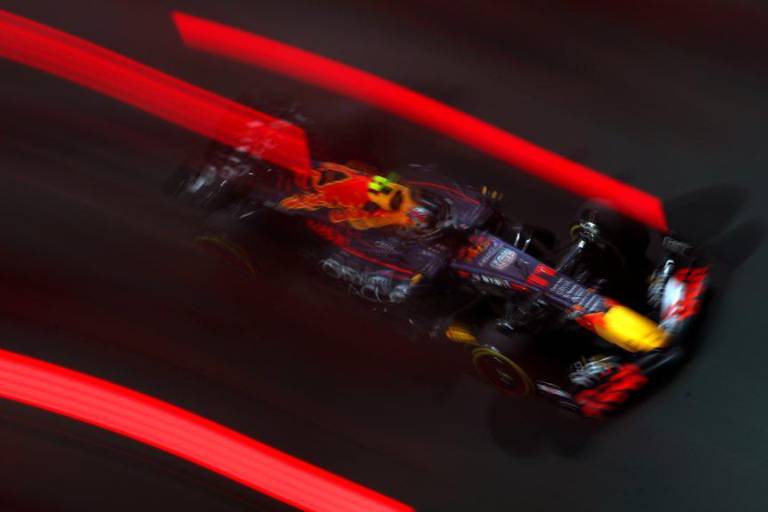 Checo Pérez arrancará segundo en el Gran Premio de Abu Dhabi; Verstappen se queda con la pole