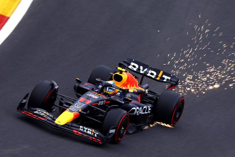 Checo Pérez arrancará segundo en Gran Premio de Bélgica