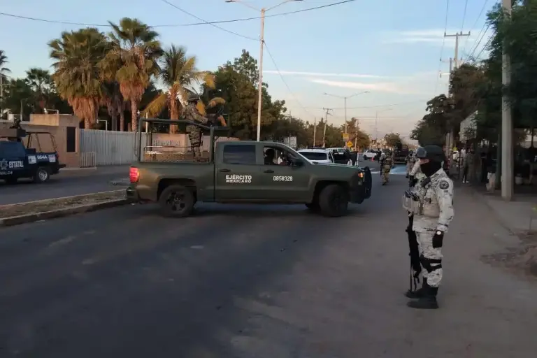 Reportan grave a dos heridos por enfrentamiento armado en el sector oriente de Culiacán
