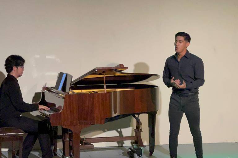 Cantan ‘México Romántico’ a beneficio de la Biblioteca