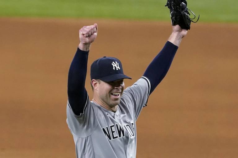 Corey Kluber tira primer sin hit del siglo para Yanquis