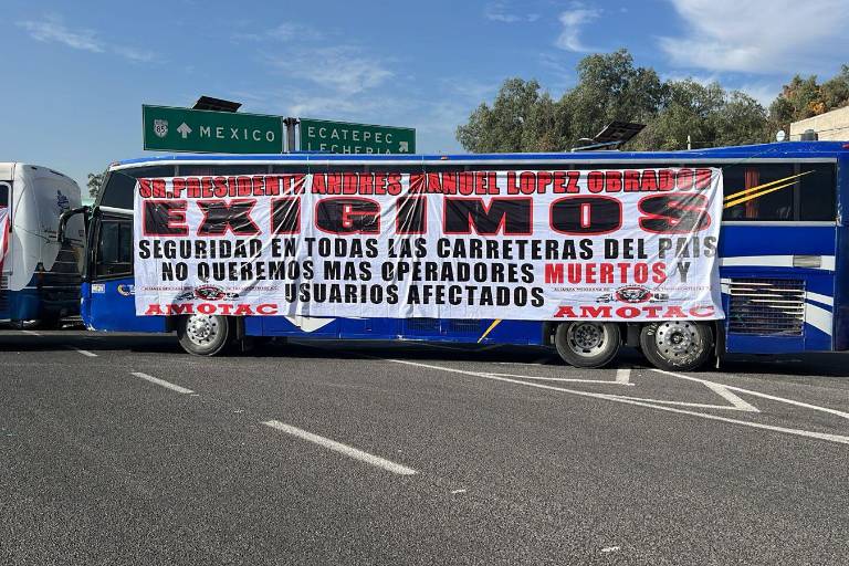 Transportistas se manifiestan en varias carreteras del País para exigir seguridad