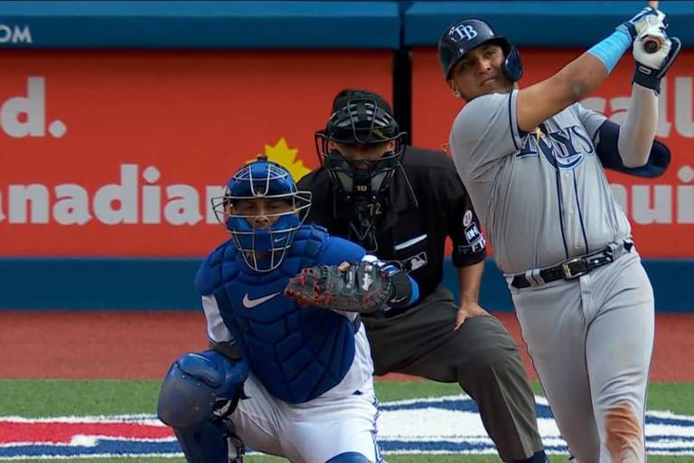 Isaac Paredes conecta su jonrón 19 de la temporada