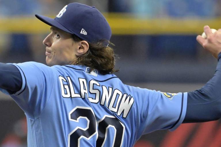 Rays logran dividir serie contra Reales de la mano de Glasnow