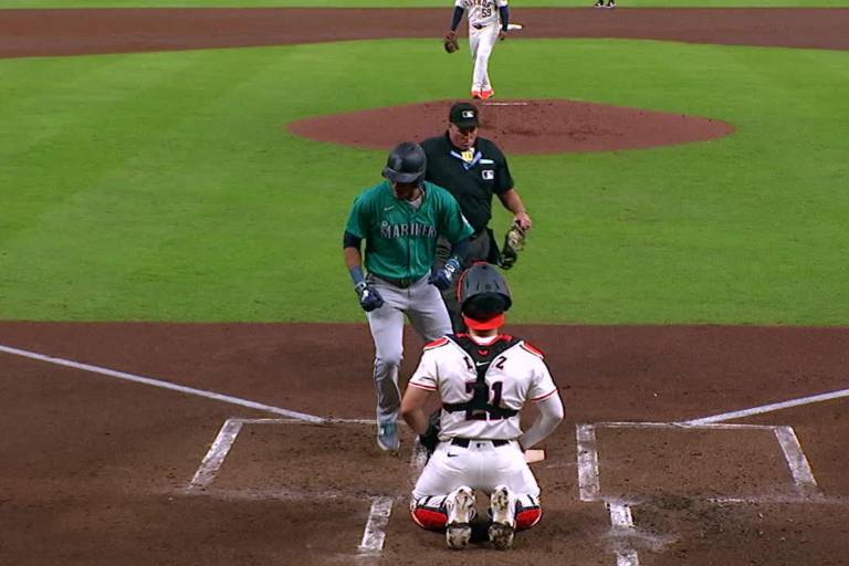 Polanco regresa a los Marineros tras pactar por una campaña