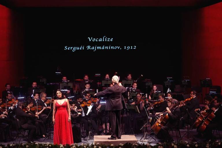 Aplausos y rosas blancas al ‘Destino Tchaikovsky’
