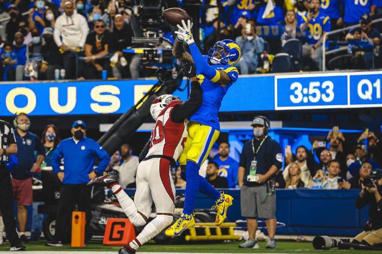 Los Rams le pasan por encima a los Cardinals, para meterse a la Ronda Divisional