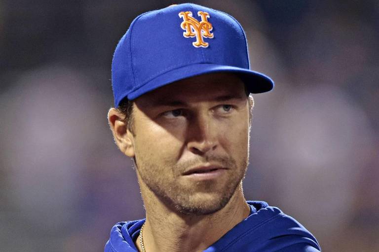 Mets posponen salida de deGrom por dolor en el hombro