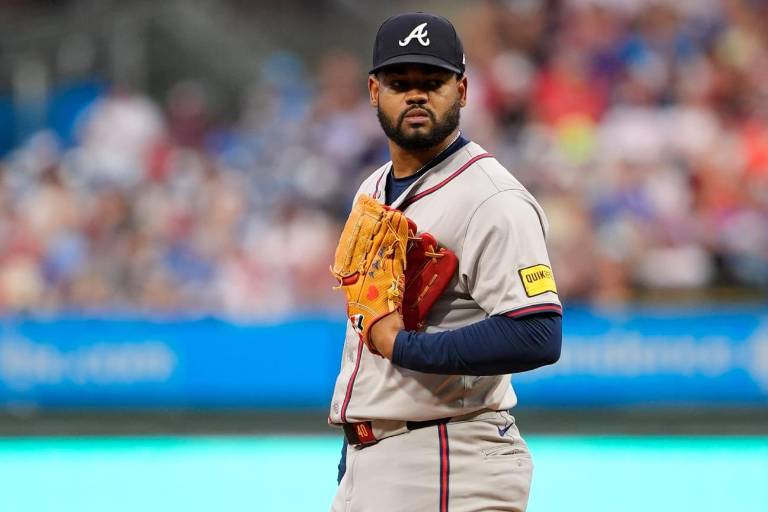 Nuevos contratos para Reynaldo López y Aaron Bummer en Bravos