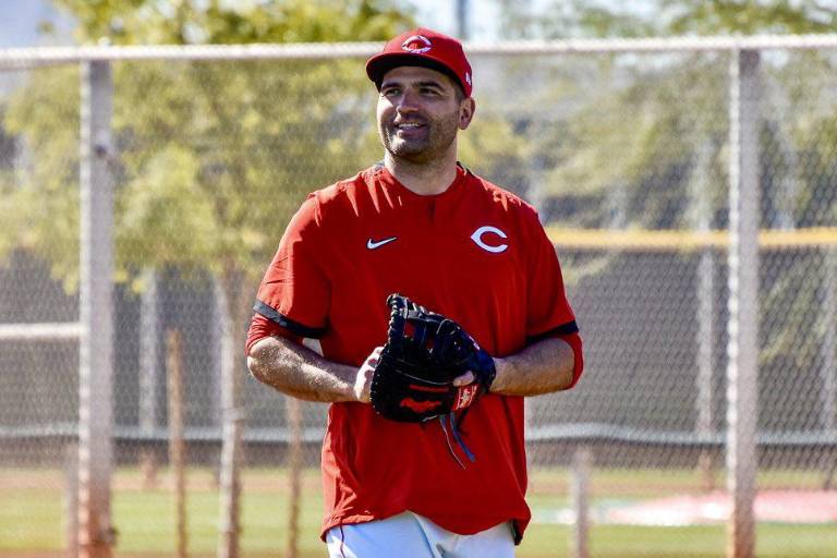 Joey Votto se reincorpora con los Rojos tras superar el Covid-19