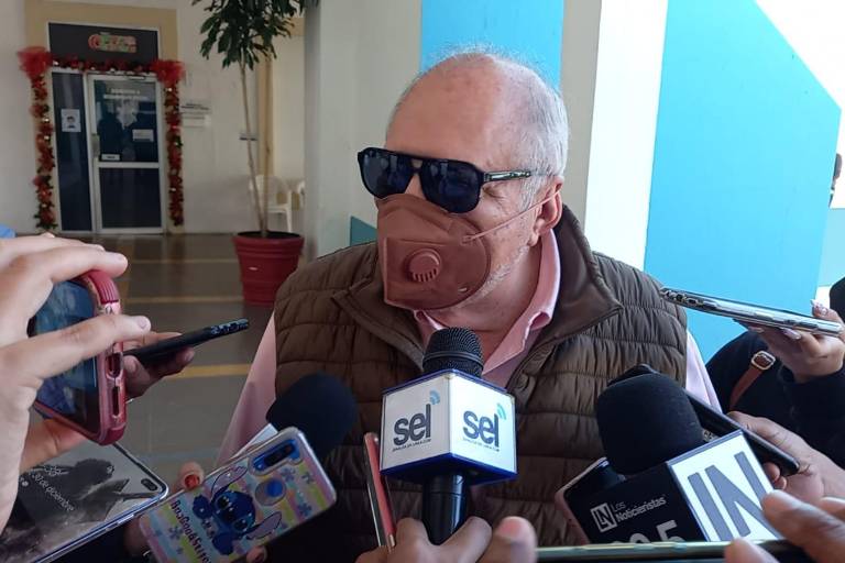 ‘El Químico’ prevé 25 mil personas en fiesta ‘Bienvenido 2022’ en Olas Altas; la pandemia ‘no es crítica’, dice