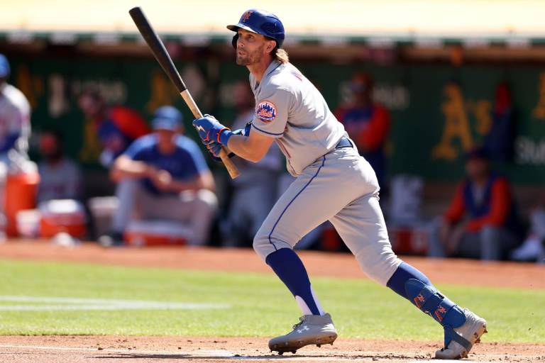 Mets acuerdan extensión de cuatro años con Jeff McNeil