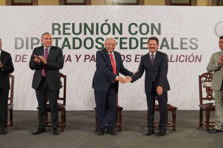 ‘¡Presidente, Presidente!’, ovacionan Diputados 4T a Adán Augusto ante AMLO