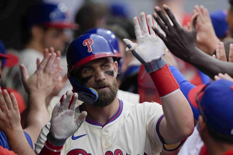 Harper dispara jonrón, Wheeler poncha a 11 y Filis barren en serie de 4 juegos a Gigantes