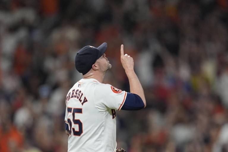 Cachorros adquiere al cerrador Ryan Pressly de los Astros