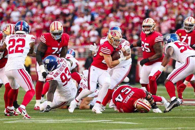 Niners acaban con los Giants en San Francisco