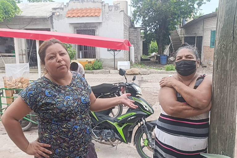 Viven crisis por falta de agua en la calle Río Quelite en Escuinapa
