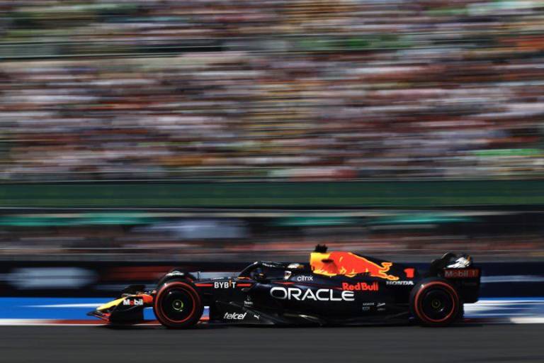 Checo Pérez arrancará cuarto en el Gran Premio de México; Verstappen se lleva la pole