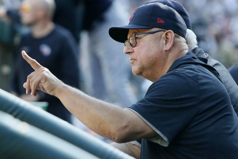 Rojos contratan a Terry Francona como su nuevo capataz
