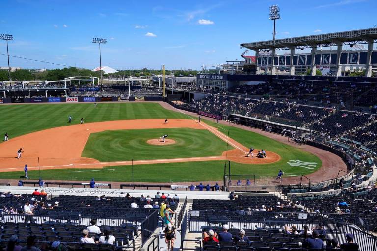 Los Rays jugarán la temporada del 2025 en otro campo tras daños a su estadio por Huracán Milton
