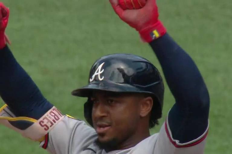 Ozzie Albies empuja 6 carreras y Bravos aplastan por 21-3 a Mets