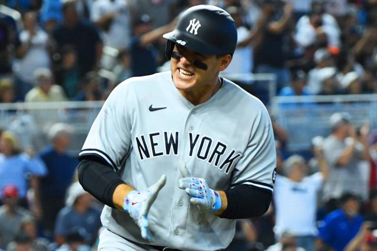 Anthony Rizzo guía a Yanquis a la barrida en Miami