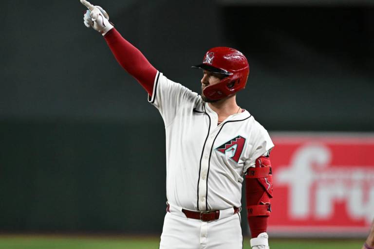 Los Astros llegan a un acuerdo de contrato con Christian Walker
