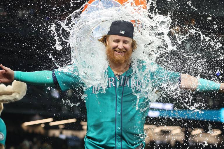 Justin Turner acuerda por un año con los Cachorros