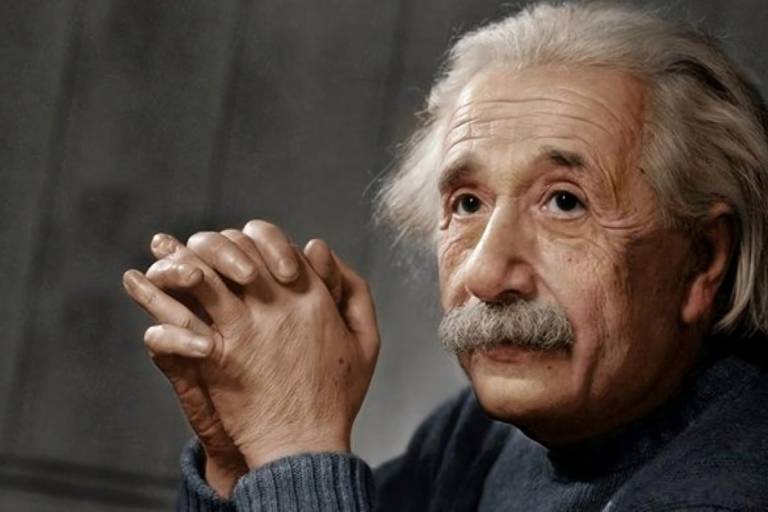 Subastan carta de Einstein con su famosa ecuación E=mc2