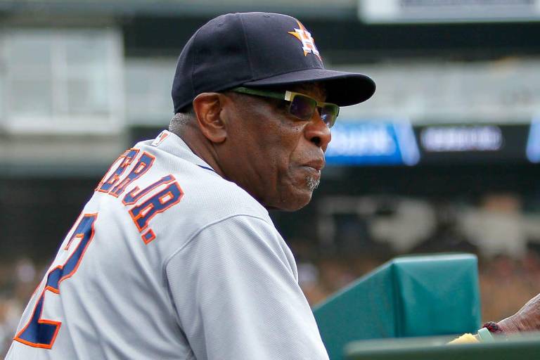 Dusty Baker, mánager de Astros, se acerca a las 2 mil victorias