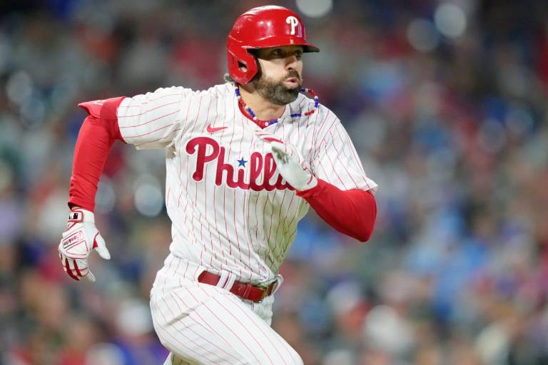 Rockies adquieren al OF Jake Cave desde los Filis