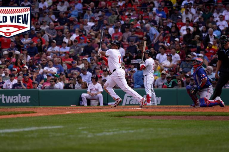 Devers deja claro que no jugará la 1B y muestra su frustración