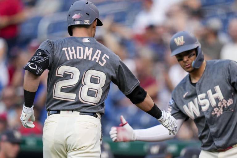 Meneses produce en triunfo ante Gigantes