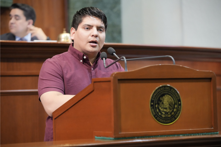 Diputado Pedro Lobo va por la dirigencia estatal de Morena