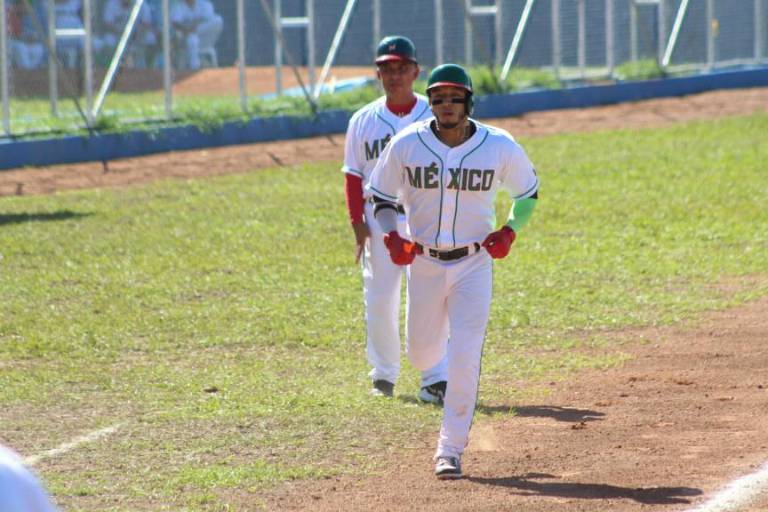 Explosión ofensiva de Fernando Villegas para que México venza a Puerto Rico