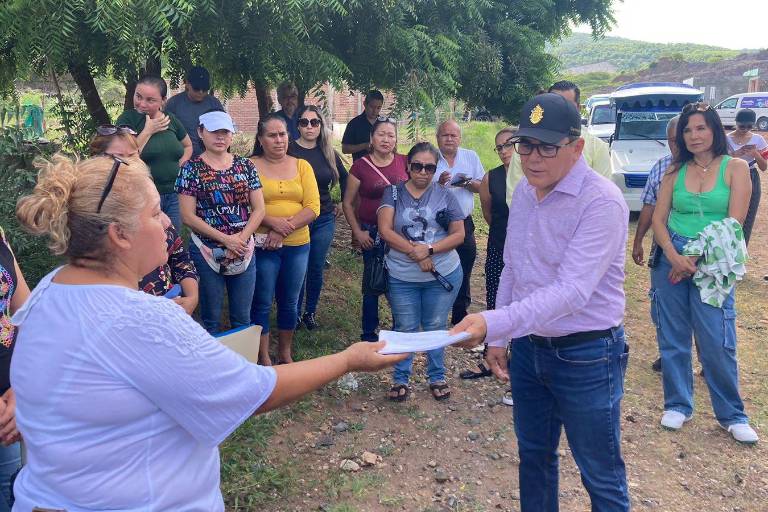 Harán censo en colonia Ampliación Universo para gestionar instalación de servicios públicos