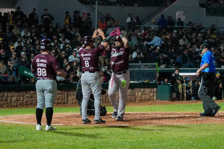 Tomateros inicia la segunda vuelta con una victoria a base de jonrones