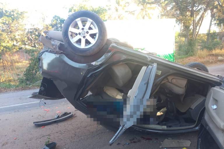 Muere conductor en volcadura a la altura de Yebavito, Navolato