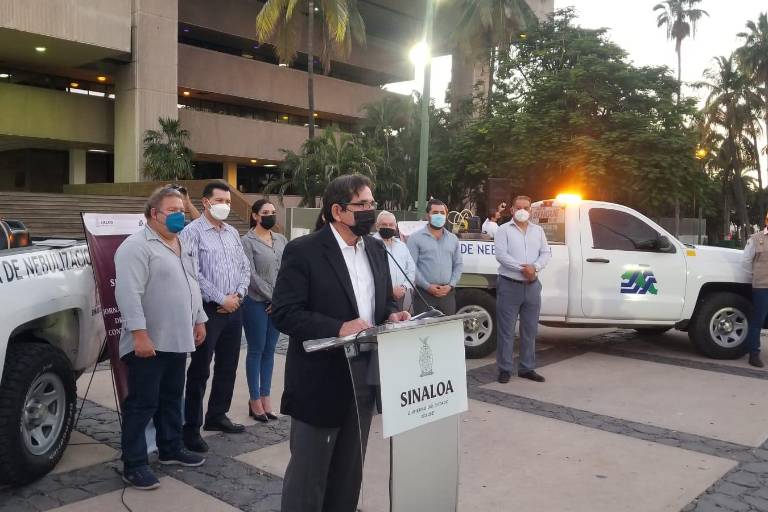 Dice Cuén que el Gobierno de Sinaloa otorgó 600 bases irregulares en Salud; 3,128 trabajadores esperan sus plazas
